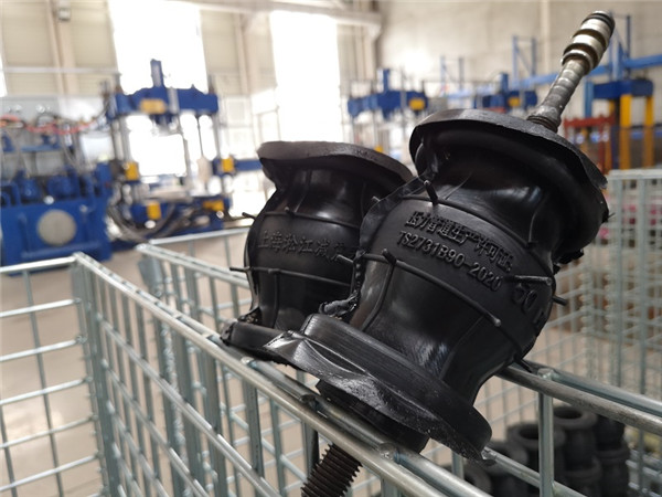 淞江集團南通工廠部分橡膠軟連接車間試生產(chǎn)首次曝光